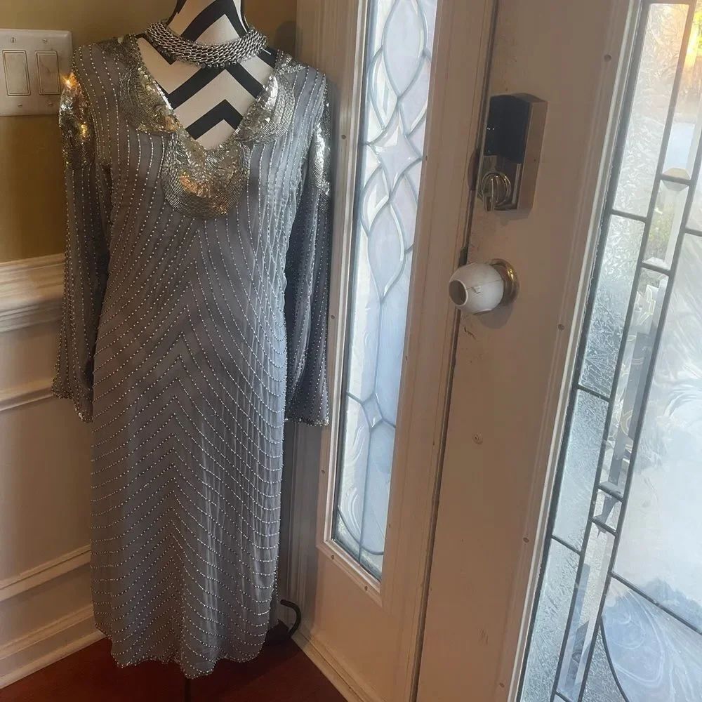 SHO MAX 100% silk silver beaded & sequins Midi dress lV-neckline.SZ L